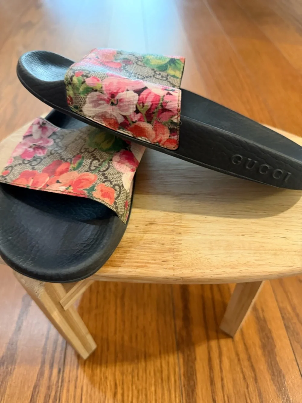 Gucci Floral GG Canvas Slide Sandals - Black Footbed with Pink & Green Flowers - Picture 5 of 7